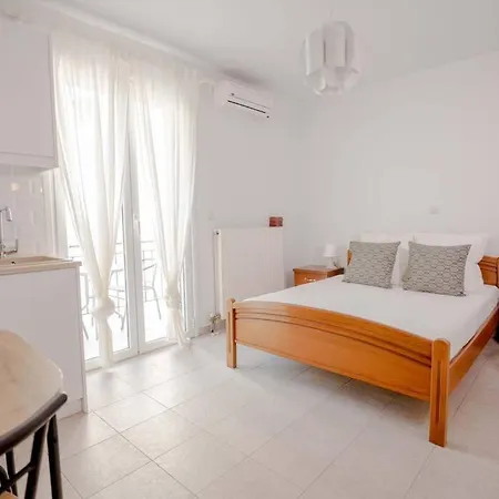 Apartamento Ten Suns 7 Lixouri